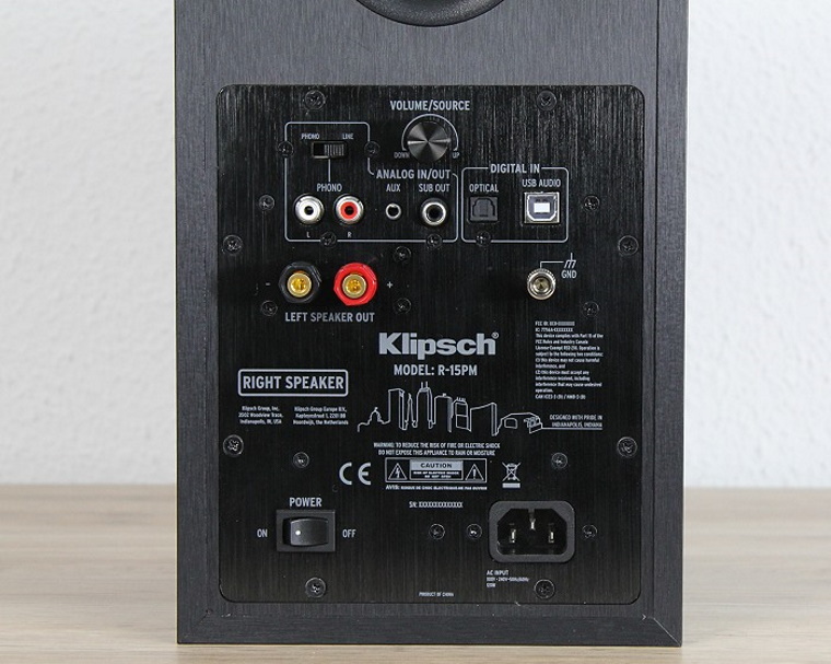 Klipsch-R-15PM-Connectors